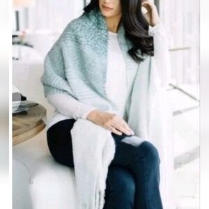 Mer Sea Fringed Long Blanket Scarf Cozy Travel Wrap Green Ombre Fuzzy Knit 22/80